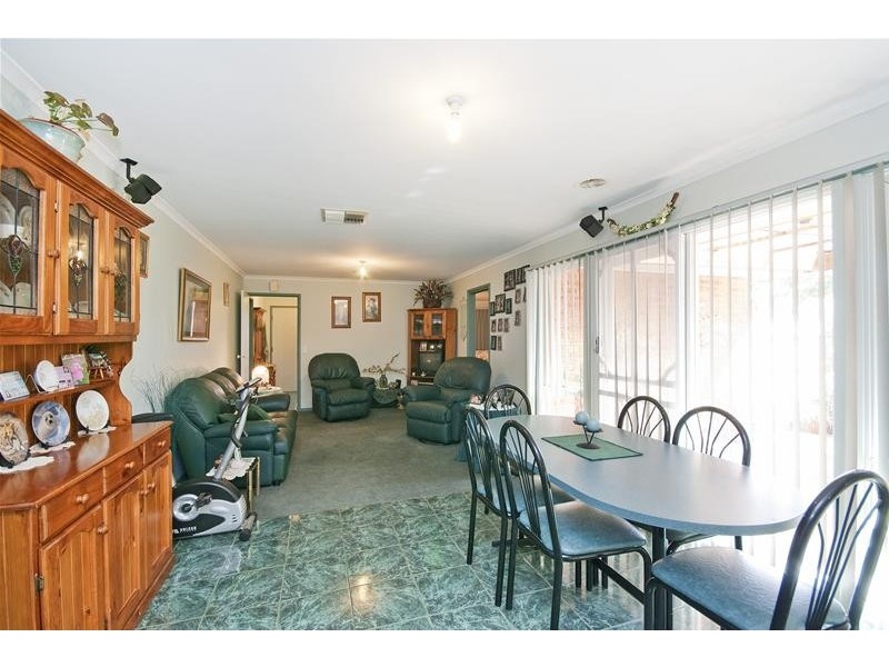 1 Paisley Court, Werribee VIC 3030