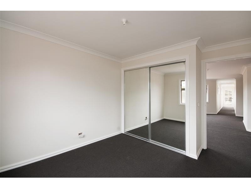 2/128 South Ring Road, Werribee VIC 3030