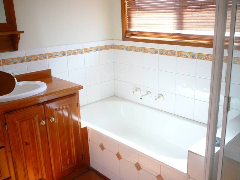 3 Troy Court, Werribee VIC 3030