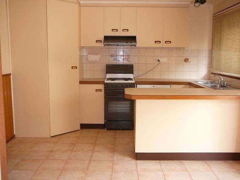 14-16 Mambourin St, Werribee VIC 3030