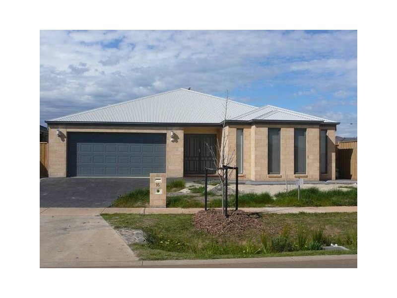 16 Frogmouth Court, Truganina VIC 3029