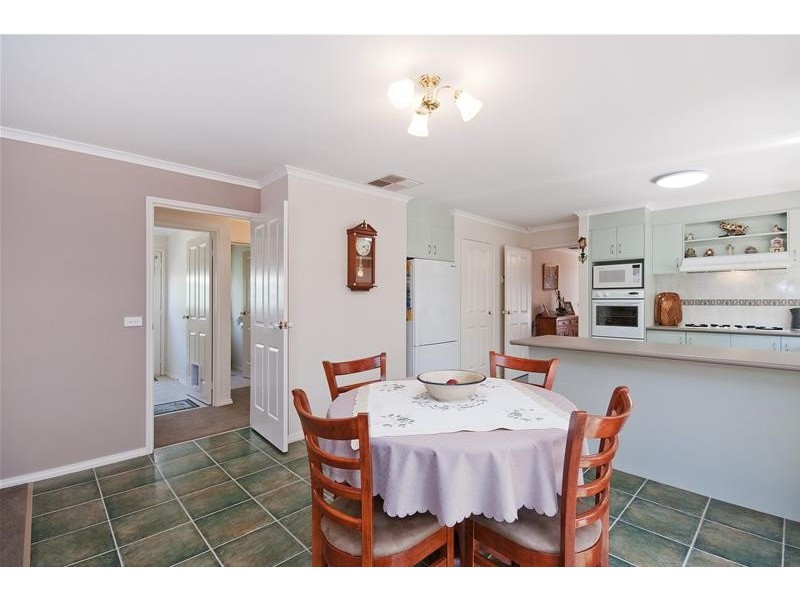 2 Charing Cross, Wyndham Vale VIC 3024