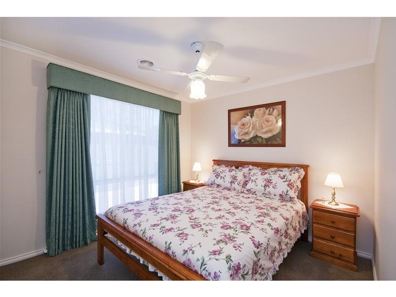 2 Charing Cross, Wyndham Vale VIC 3024