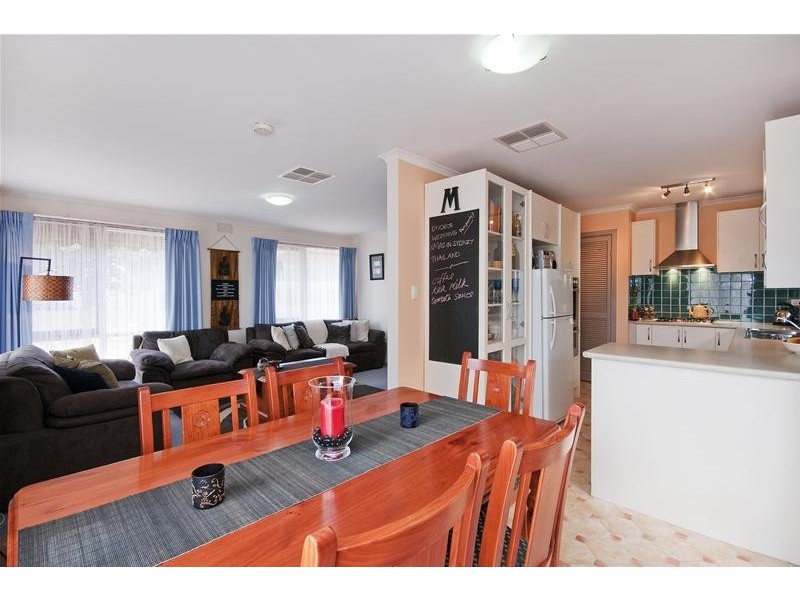 43 Ribblesdale Avenue, Wyndham Vale VIC 3024