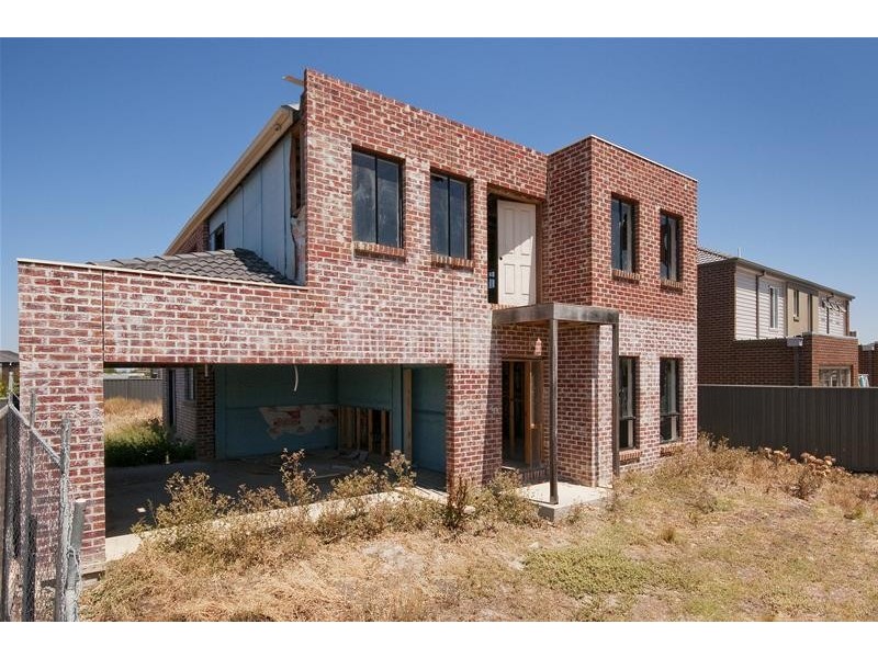16 Bow Crescent, Wyndham Vale VIC 3024