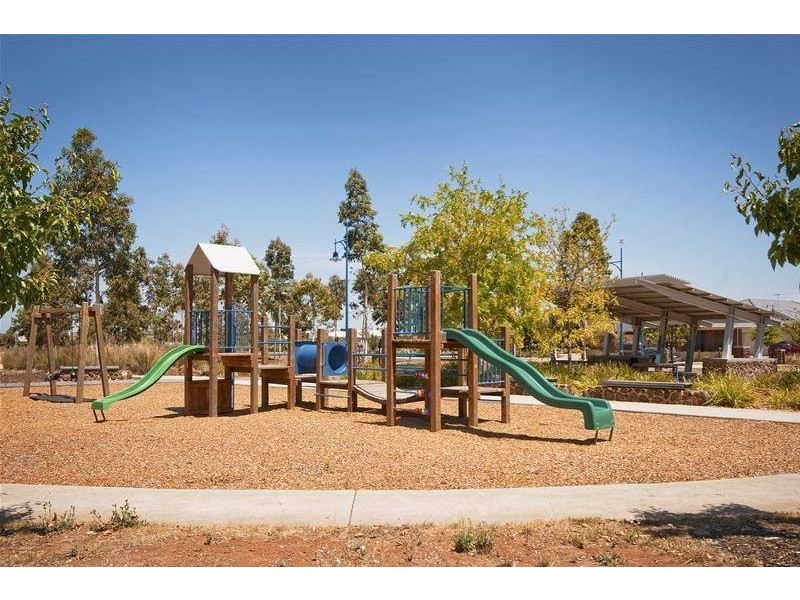 8 Boga Place, Wyndham Vale VIC 3024