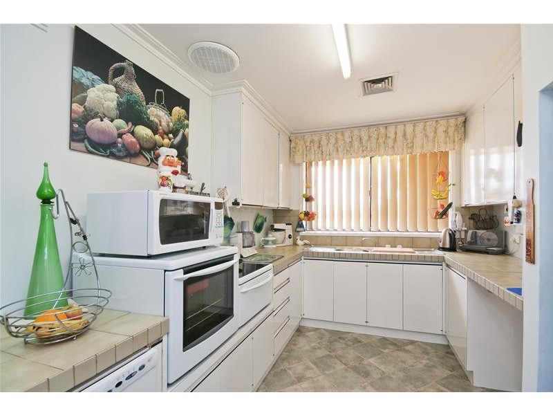 111 Greens Road, Wyndham Vale VIC 3024