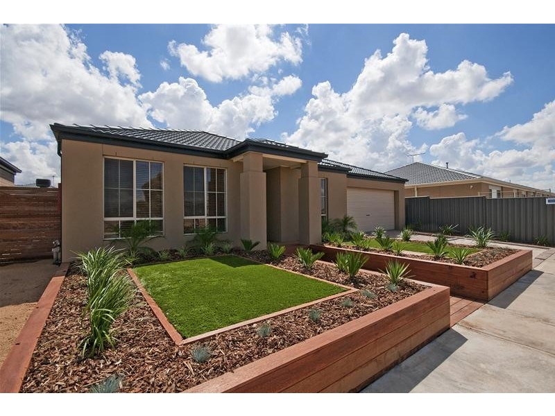 37 Academy Way, Wyndham Vale VIC 3024