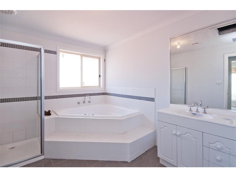 312 Morris Road, Hoppers Crossing VIC 3029