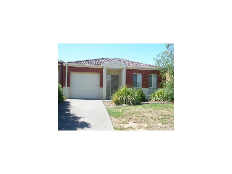 22 Ruby Place, Werribee VIC 3030