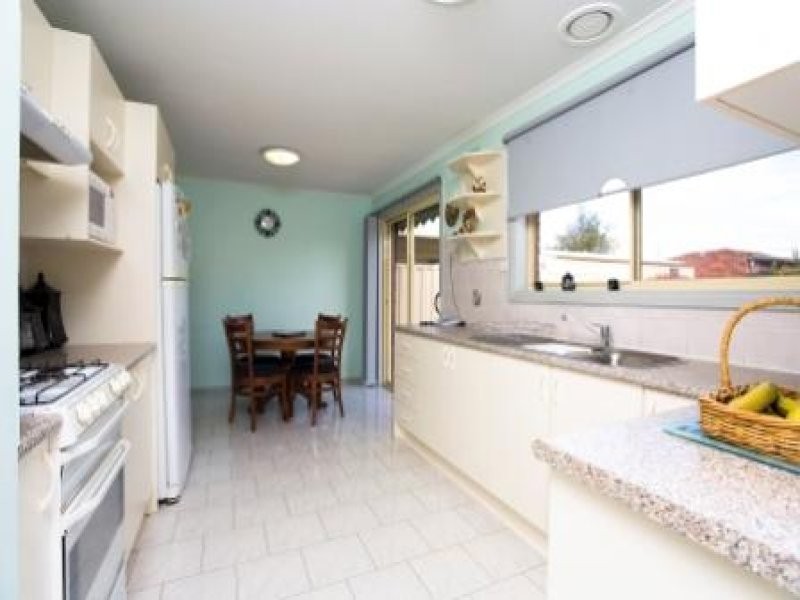 125 Cambridge Crescent, Werribee VIC 3030