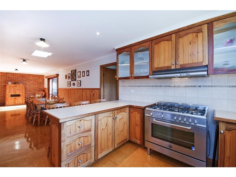 42 McLeans Road, Little River VIC 3211