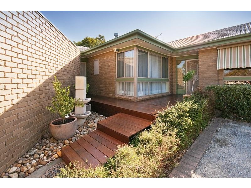 6 Huntingfield Drive, Hoppers Crossing VIC 3029