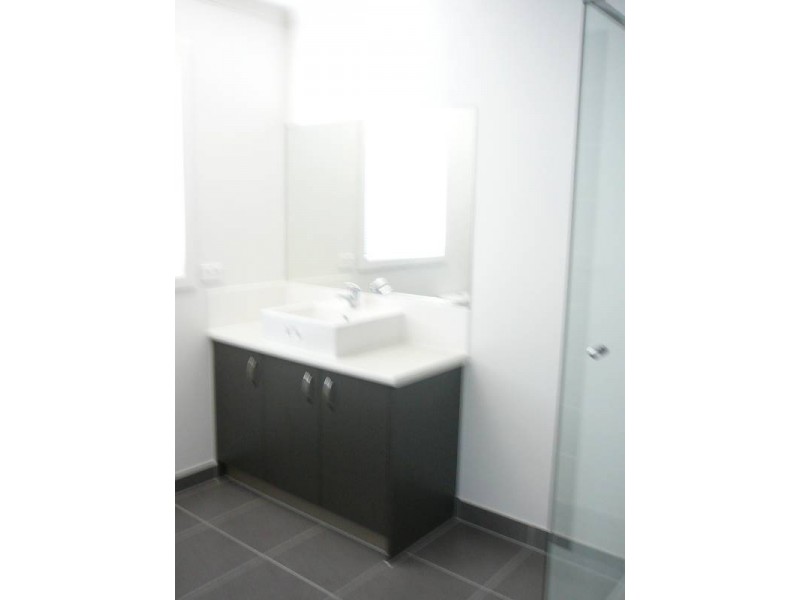 60 Ribblesdale Avenue, Wyndham Vale VIC 3024