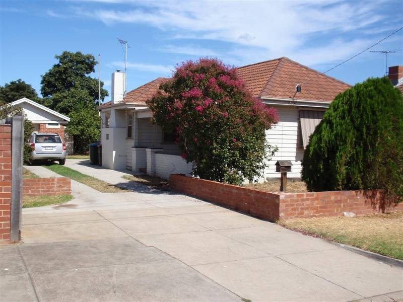 1 McDonald Street, Werribee VIC 3030