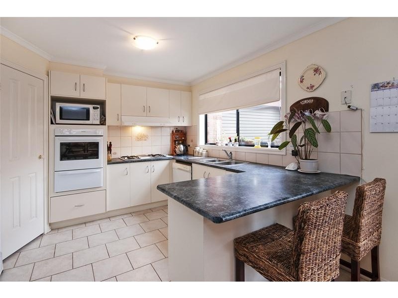 8 Freesia Court, Hoppers Crossing VIC 3029