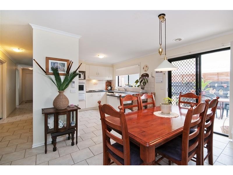 8 Freesia Court, Hoppers Crossing VIC 3029