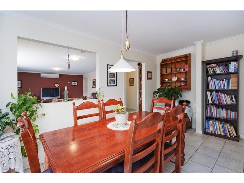 8 Freesia Court, Hoppers Crossing VIC 3029