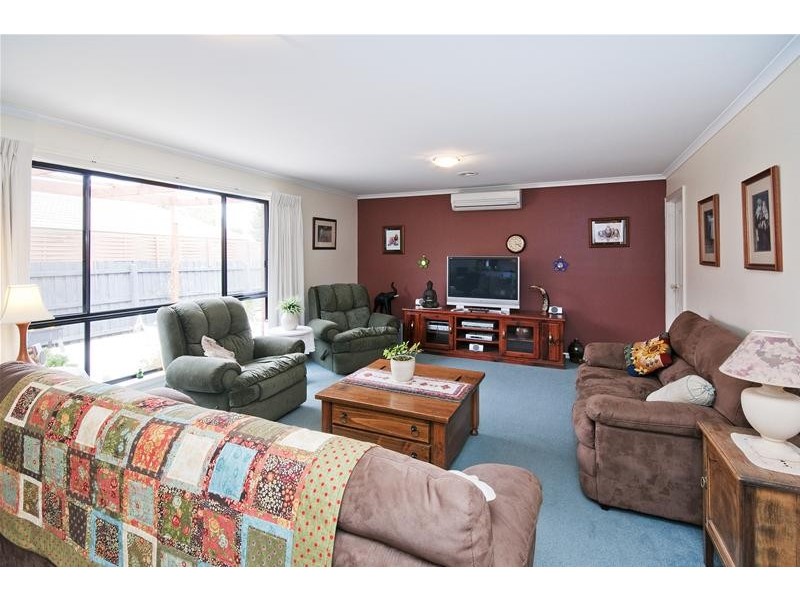 8 Freesia Court, Hoppers Crossing VIC 3029