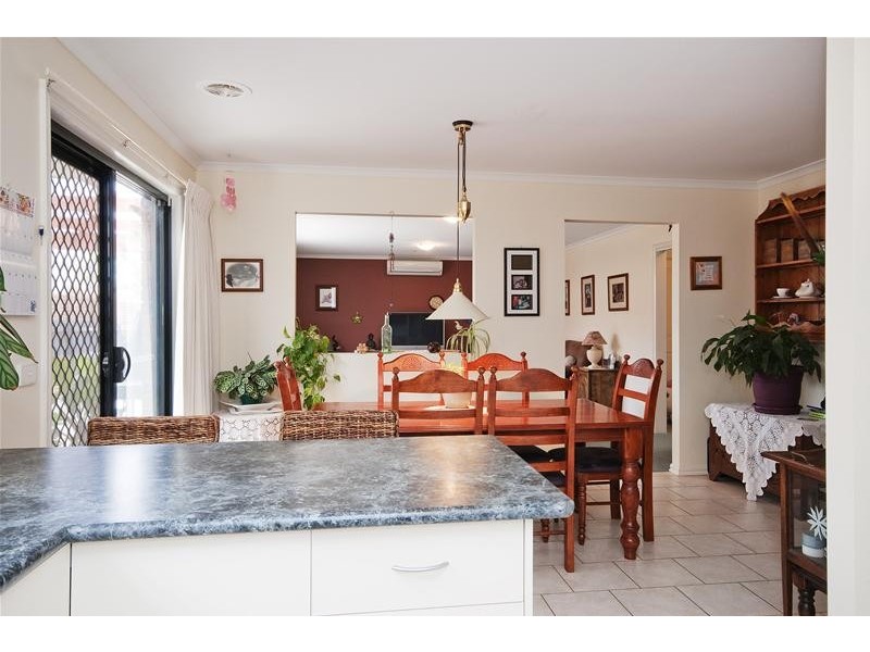 8 Freesia Court, Hoppers Crossing VIC 3029