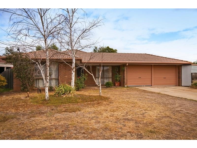 13 Torbay Court, Werribee VIC 3030