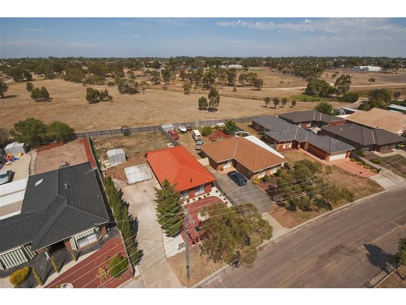 69 Silvereye Crescent, Werribee VIC 3030