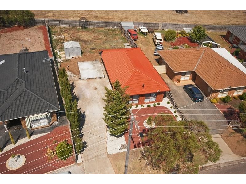 69 Silvereye Crescent, Werribee VIC 3030
