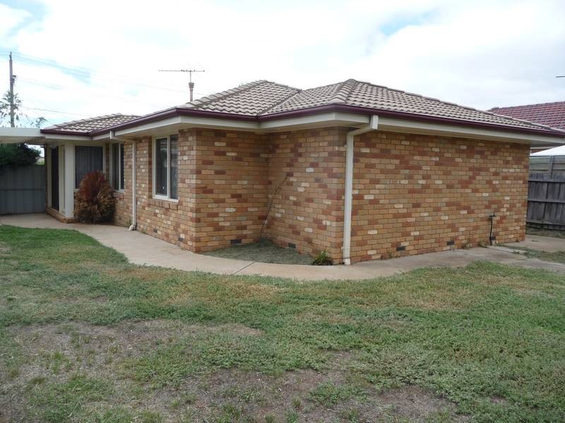 18 Melaleuca Drive, Hoppers Crossing VIC 3029