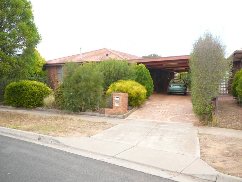 20 Buckingham Drive, Werribee VIC 3030