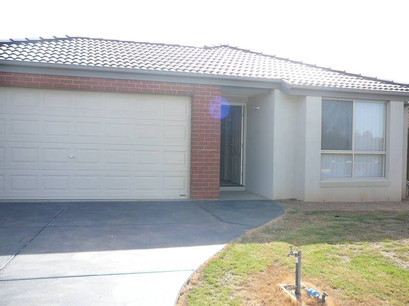 11 Birdsong Galdes, Tarneit VIC 3029