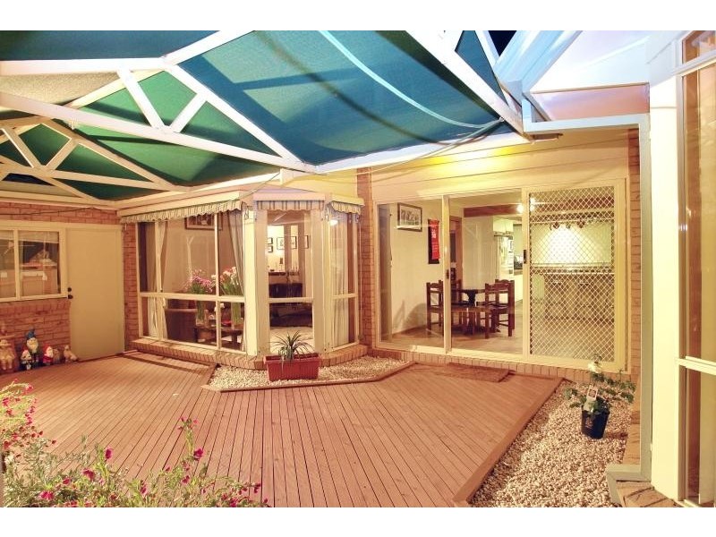 43 Wildflower Crescent, Hoppers Crossing VIC 3029