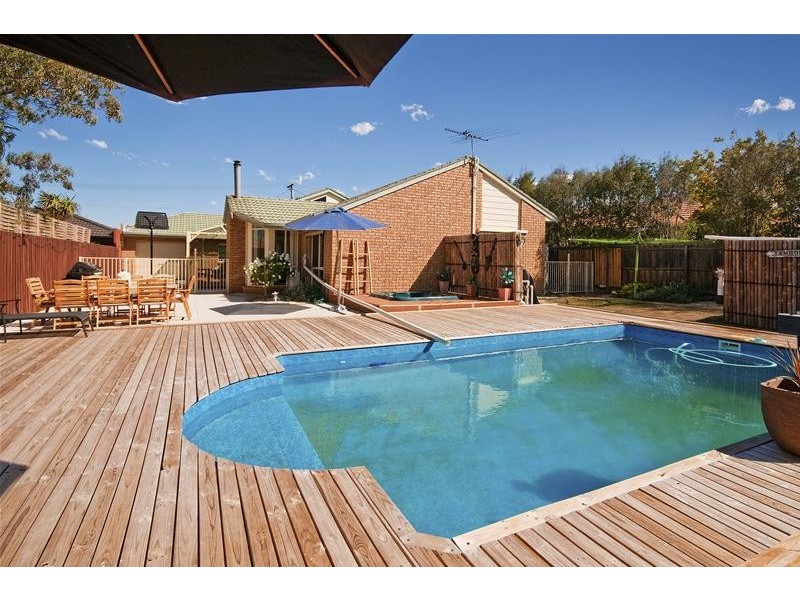 43 Wildflower Crescent, Hoppers Crossing VIC 3029