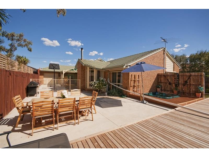 43 Wildflower Crescent, Hoppers Crossing VIC 3029