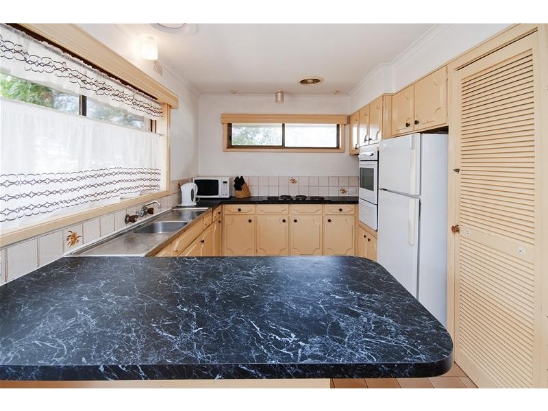 17 Harris Avenue, Hoppers Crossing VIC 3029