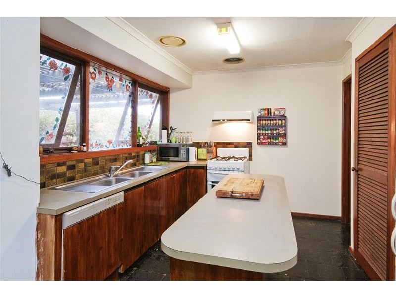 16 Sawley Grove, Wyndham Vale VIC 3024