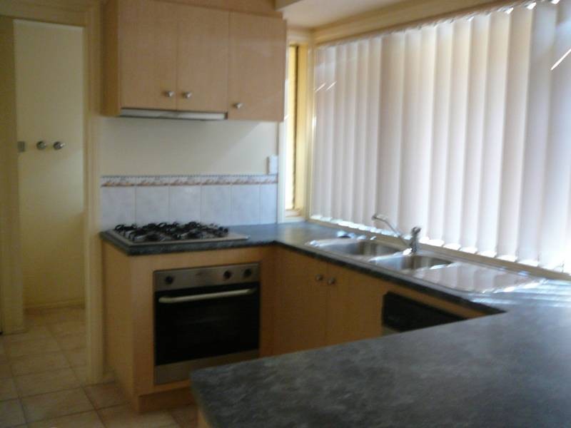 8 Laurel Avenue, Tarneit VIC 3029