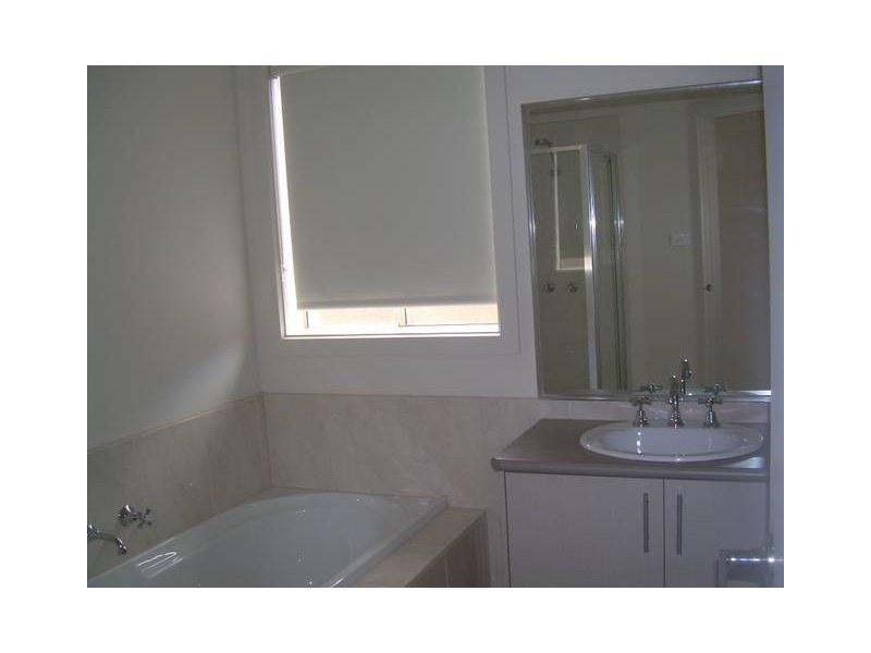 48 Halladale Dr, Wyndham Vale VIC 3024