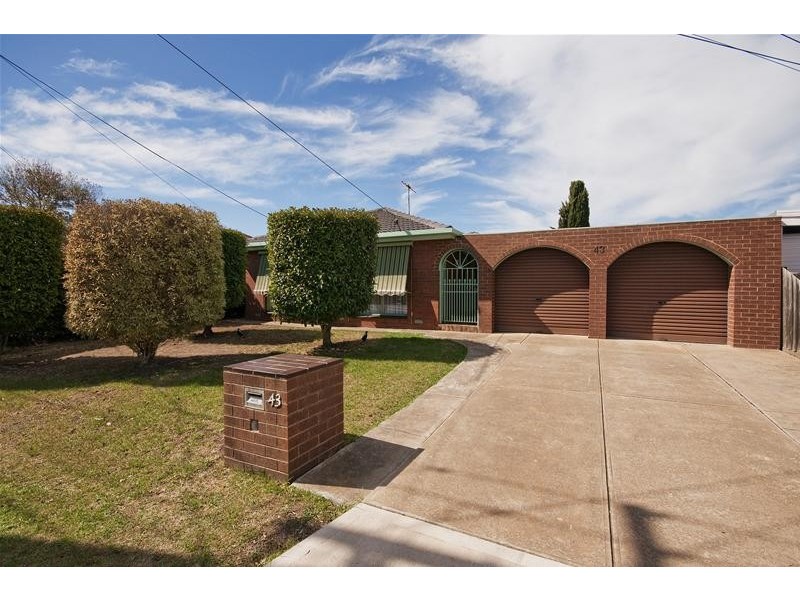 43 Warrenwood Avenue, Hoppers Crossing VIC 3029
