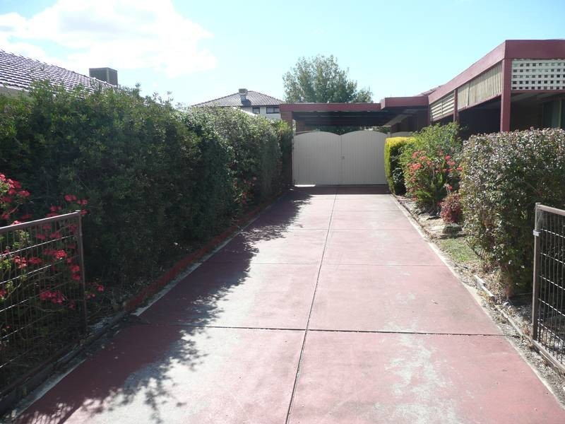 194 Heaths Road, Hoppers Crossing VIC 3029