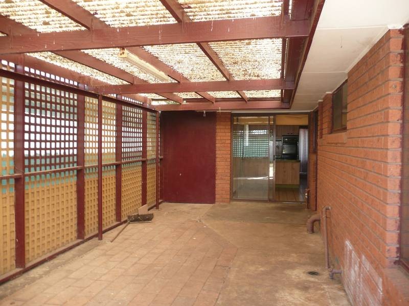 194 Heaths Road, Hoppers Crossing VIC 3029