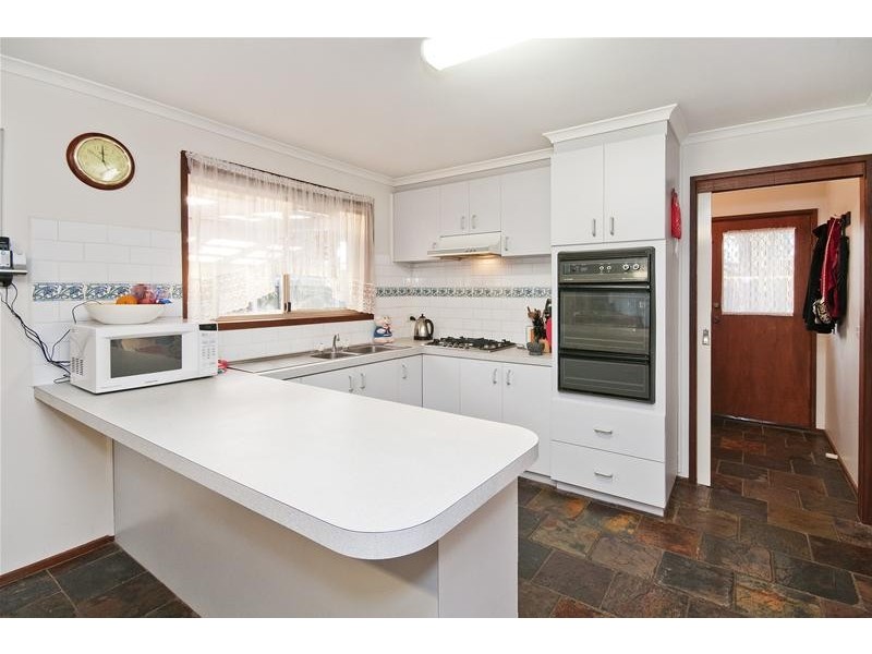 5 Lomond Court, Werribee VIC 3030