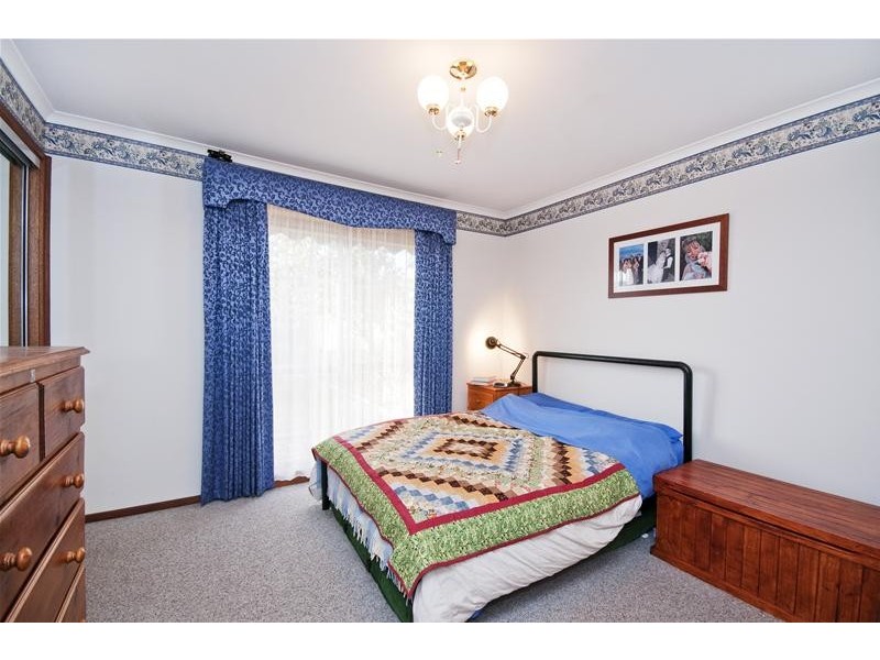 5 Lomond Court, Werribee VIC 3030