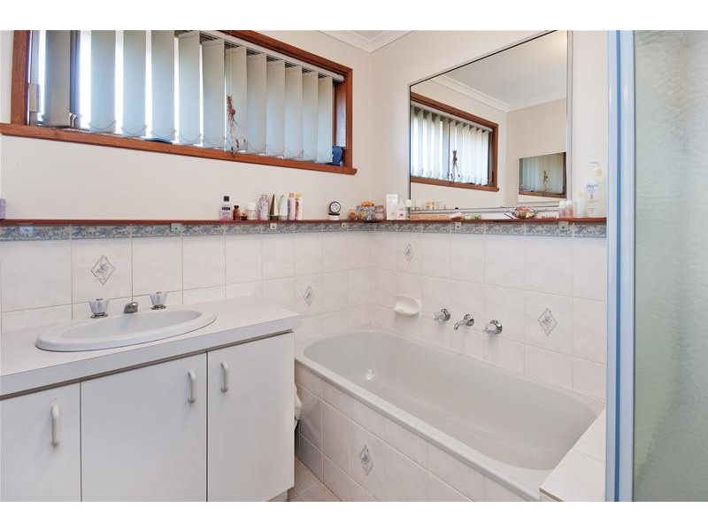 5 Lomond Court, Werribee VIC 3030