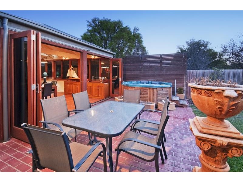 83 Hopetoun Road, Werribee VIC 3030