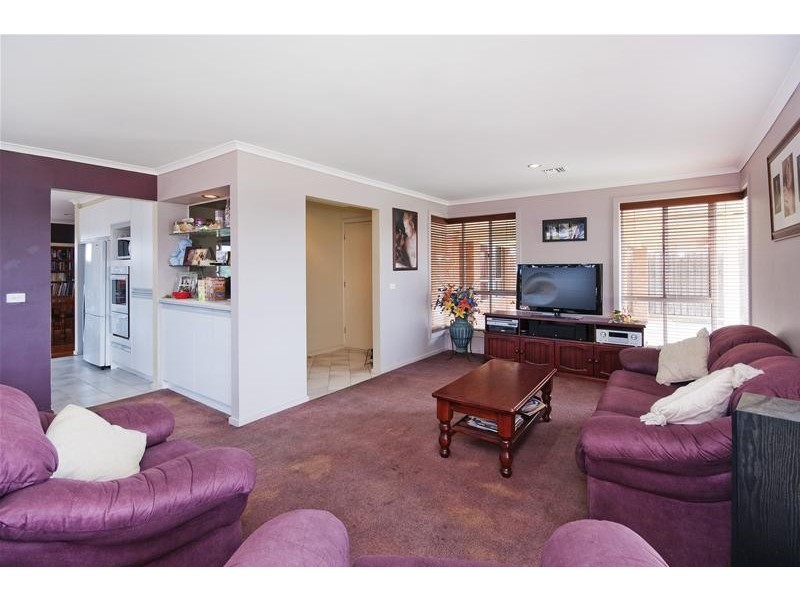 6 Llewellyn Court, Hoppers Crossing VIC 3029
