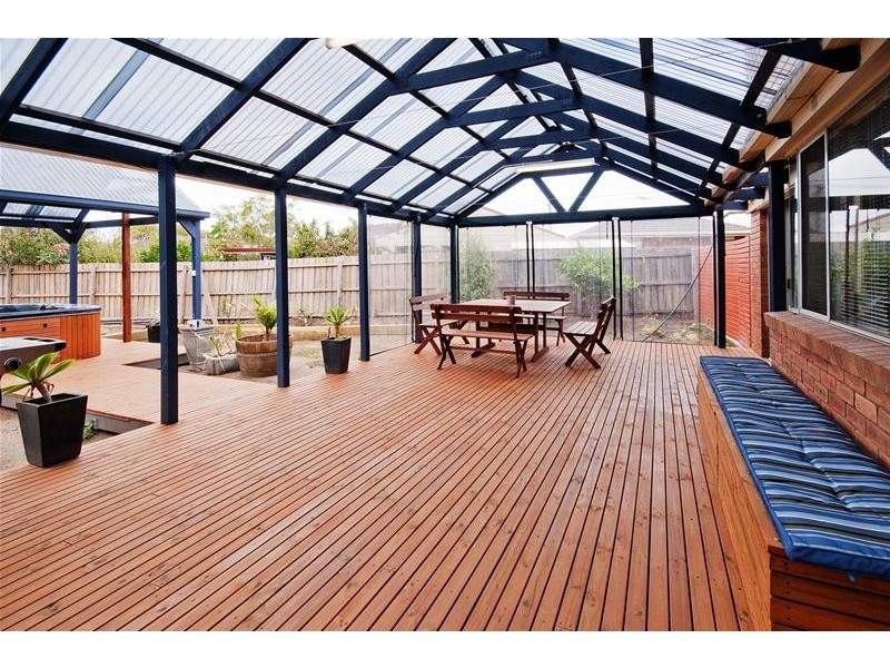 6 Llewellyn Court, Hoppers Crossing VIC 3029