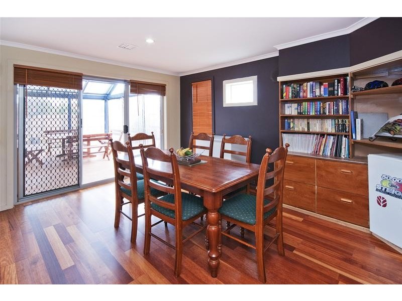 6 Llewellyn Court, Hoppers Crossing VIC 3029