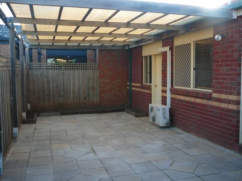 7 Breton Drive, Werribee VIC 3030