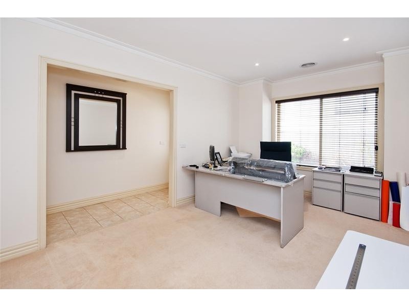 5/24 Riverside Avenue, Werribee VIC 3030