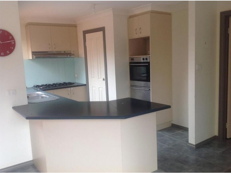 22 Cootamundra Court, Werribee VIC 3030